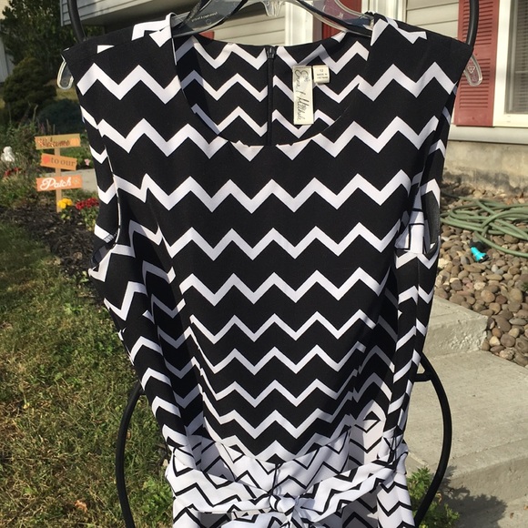 Emma & Michele - Picture 4 of 4